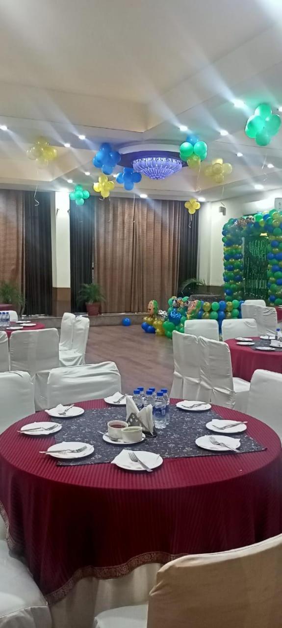 Mg Regency Hotel Baddi Bagian luar foto