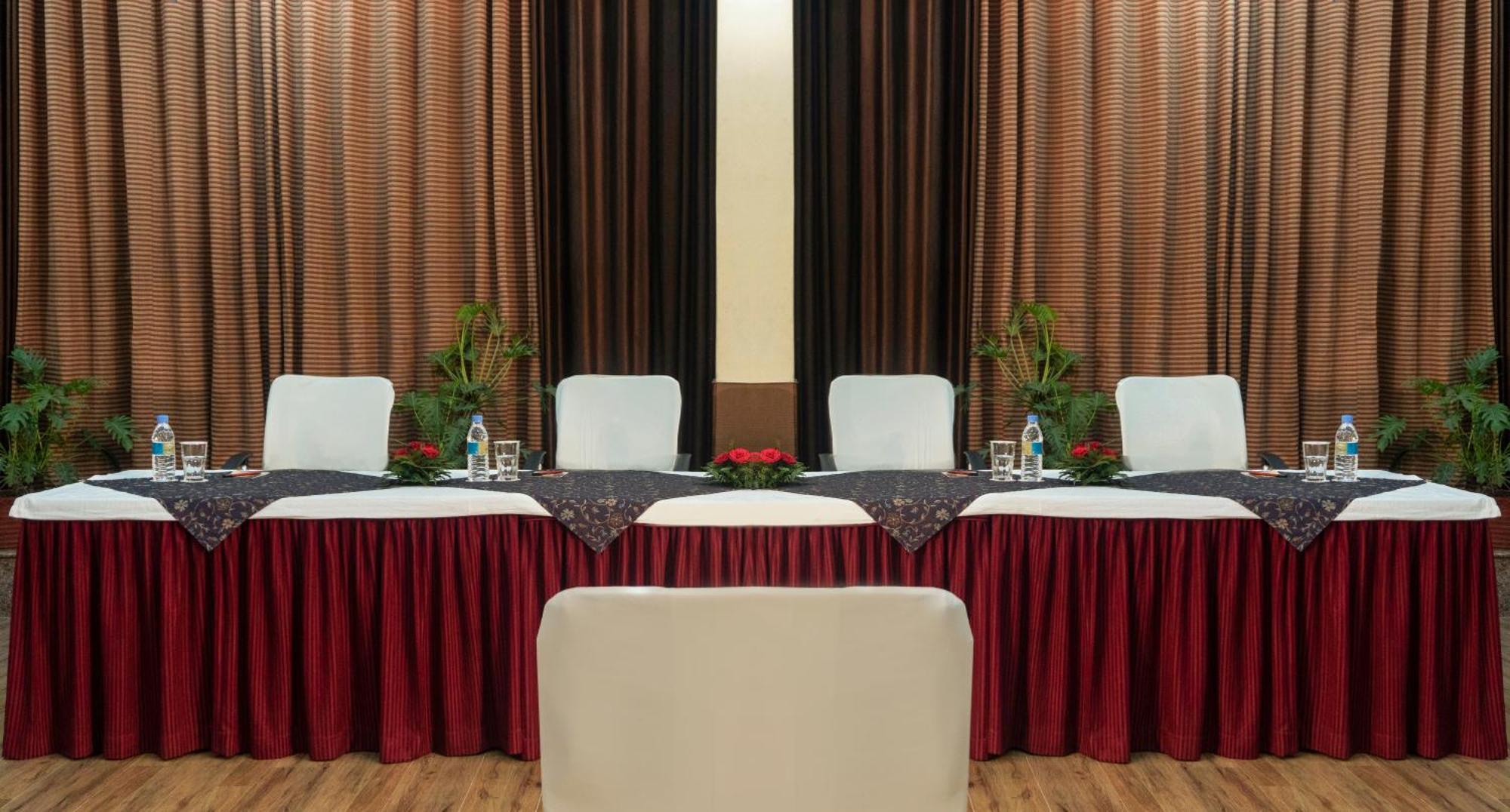 Mg Regency Hotel Baddi Bagian luar foto