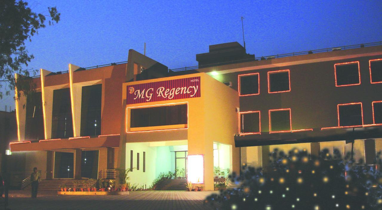 Mg Regency Hotel Baddi Bagian luar foto